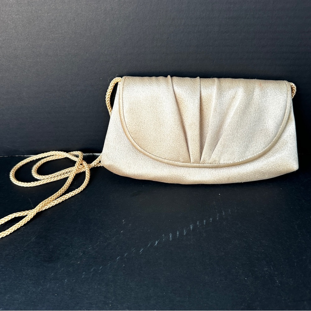 Le Regale Crossbody Vintage Bag